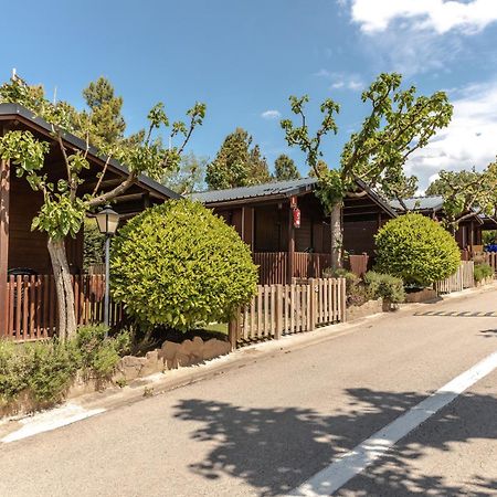 Bungalows - Camping El Solsones Сольсона Экстерьер фото