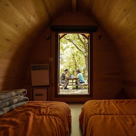 Bungalows - Camping El Solsones Сольсона Экстерьер фото