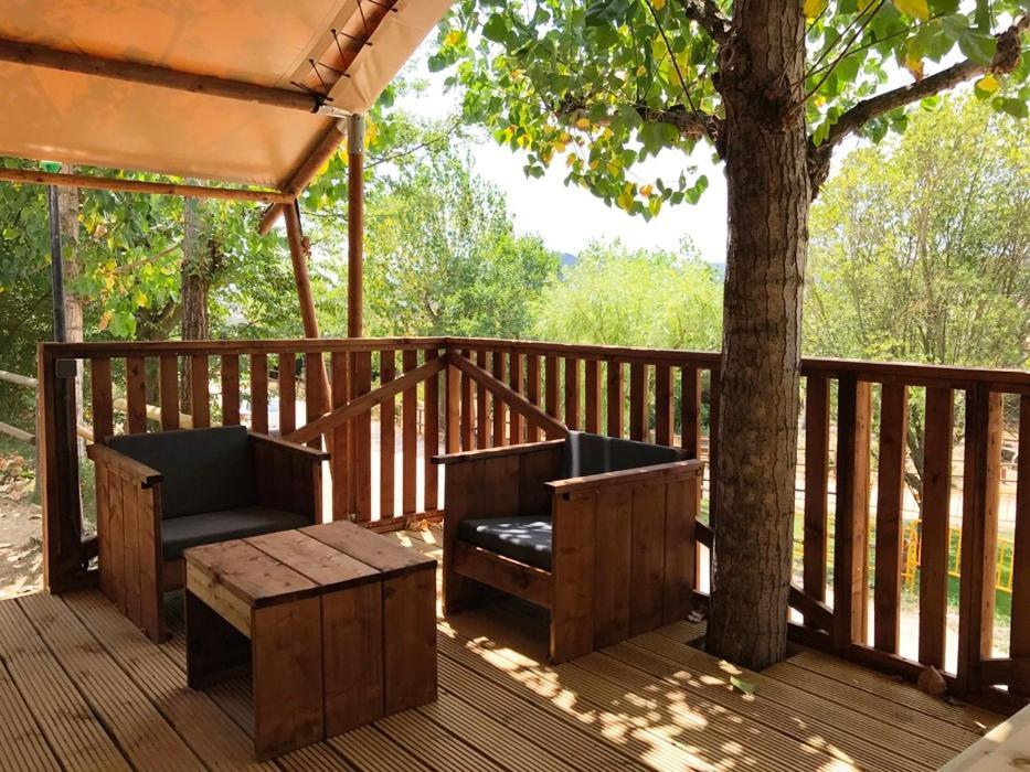 Bungalows - Camping El Solsones Сольсона Номер фото