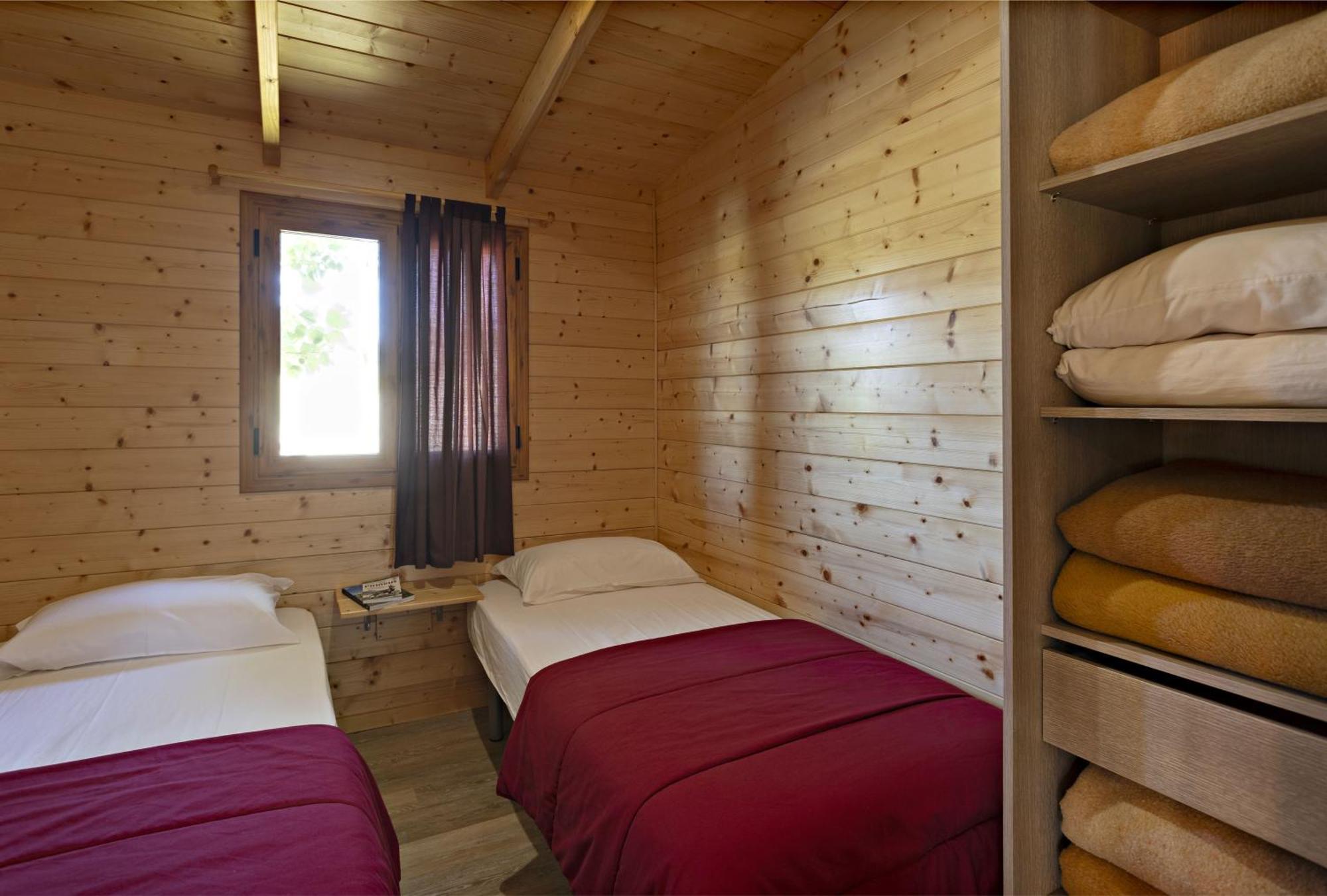 Bungalows - Camping El Solsones Сольсона Экстерьер фото