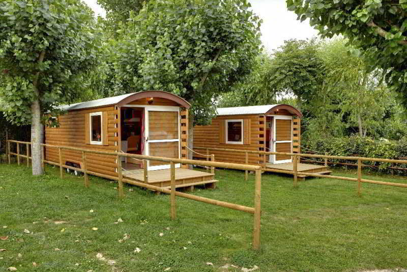 Bungalows - Camping El Solsones Сольсона Экстерьер фото